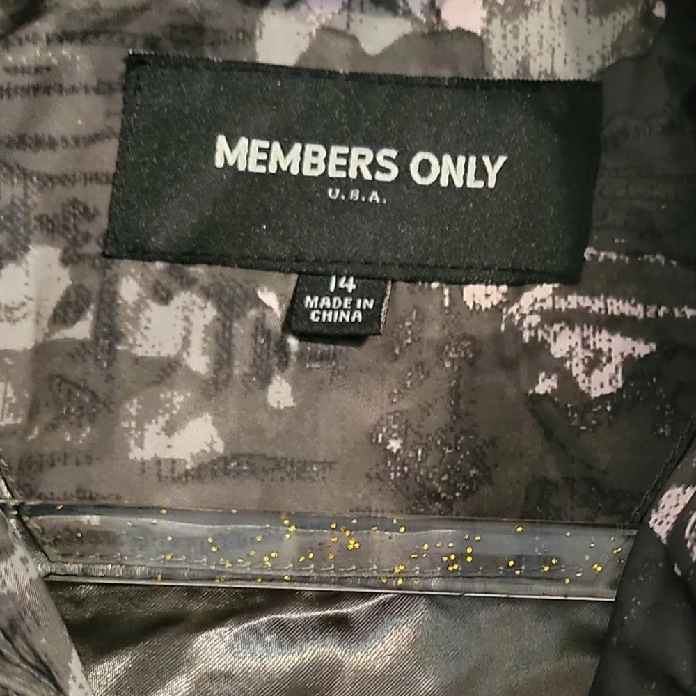 Camo Print Zip-Up Jacket in Olive Green and White
